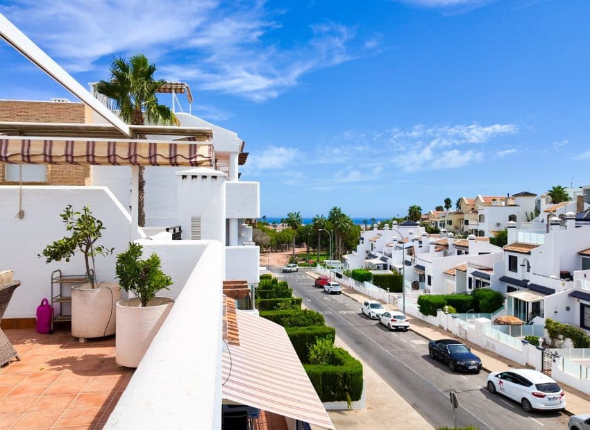 Apartamento de 2 habitaciones en Orihuela Costa en venta - 269.000 € (Ref: 10091378)