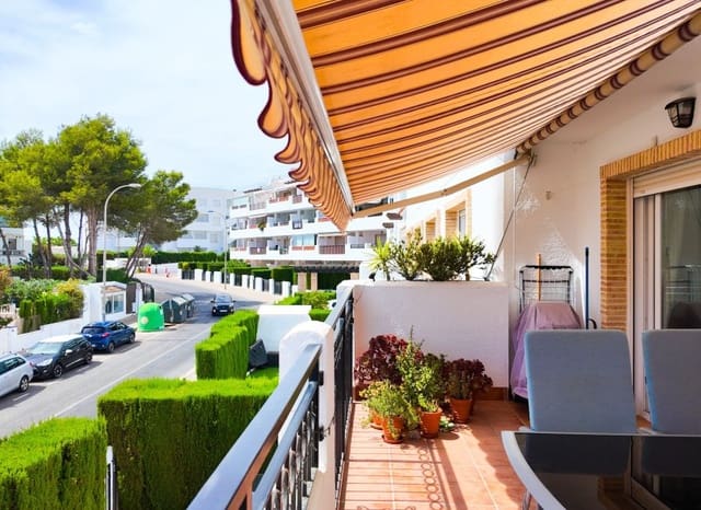 Apartamento de 2 habitaciones en Villamartin, Orihuela en venta - 269.000 € (Ref: 10091378)
