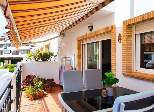 Apartamento de 2 habitaciones en Villamartin, Orihuela en venta - 269.000 € (Ref: 10091378)