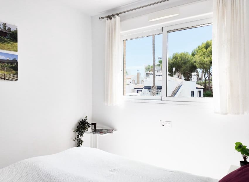 Apartamento de 2 habitaciones en Orihuela Costa en venta - 269.000 € (Ref: 10091378)