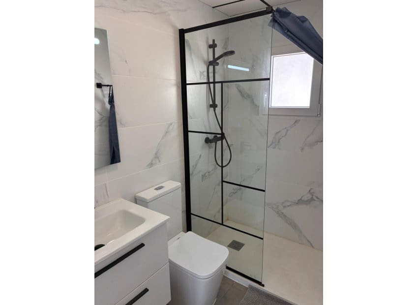 2 Zimmer Apartment zu verkaufen in Orihuela mit Pool - 149.999 € (Ref: 10091381)