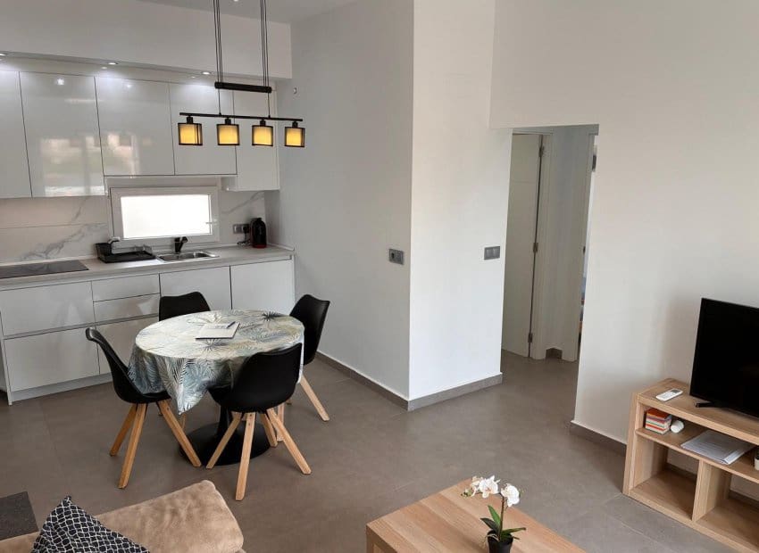 2 Zimmer Apartment zu verkaufen in Orihuela mit Pool - 149.999 € (Ref: 10091381)