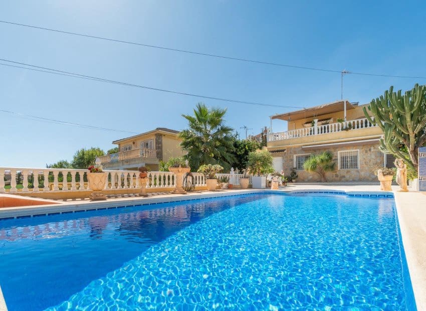 4 quarto Moradia para venda em Los Balcones com piscina - 369 000 € (Ref: 10099015)