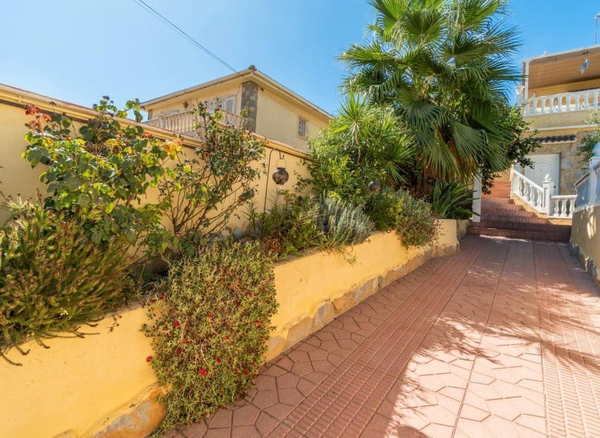 4 quarto Moradia para venda em Los Balcones com piscina - 369 000 € (Ref: 10099015)