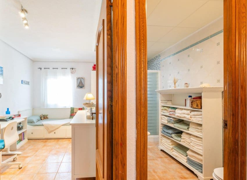 4 quarto Moradia para venda em Los Balcones com piscina - 369 000 € (Ref: 10099015)