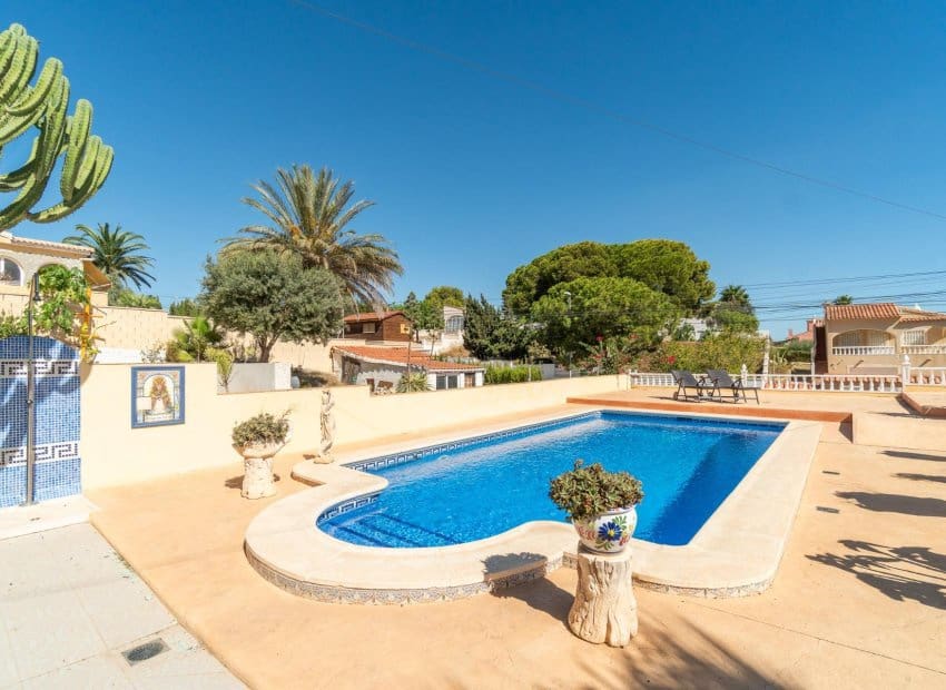 4 quarto Moradia para venda em Los Balcones com piscina - 369 000 € (Ref: 10099015)