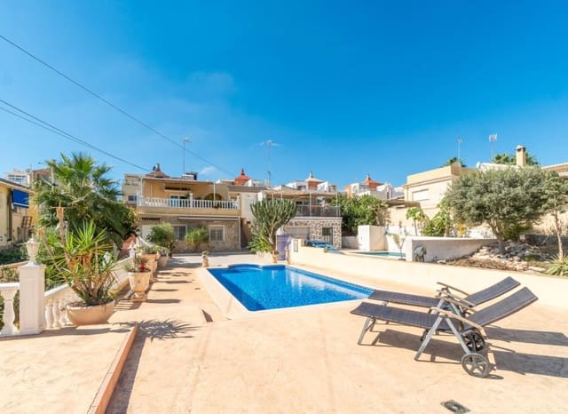4 quarto Moradia para venda em Los Balcones com piscina - 369 000 € (Ref: 10099015)