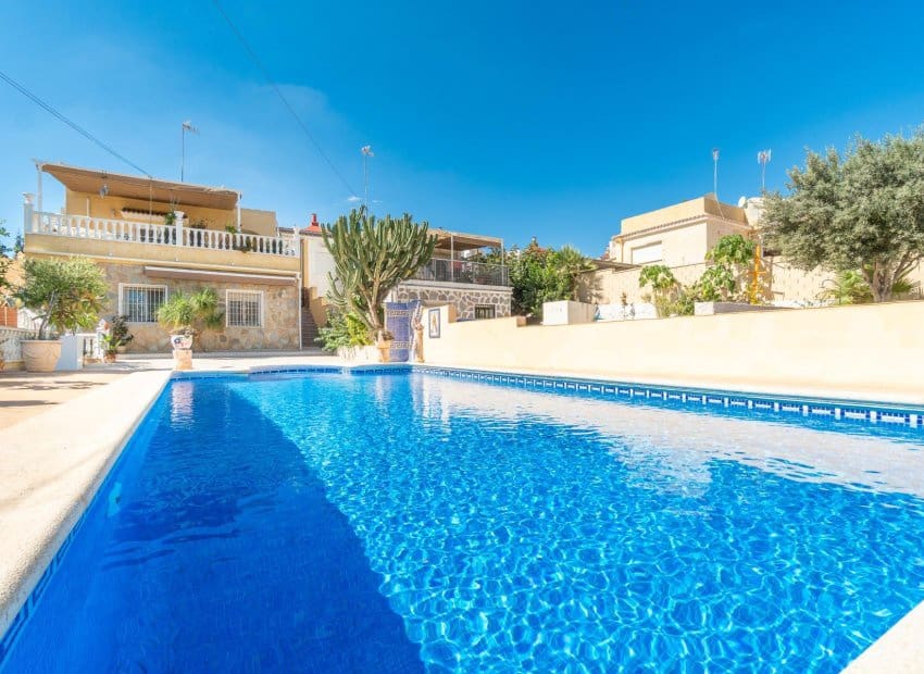 4 quarto Moradia para venda em Los Balcones com piscina - 369 000 € (Ref: 10099015)