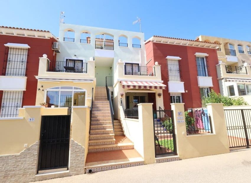 2 slaapkamer Appartement te koop in Torrevieja met zwembad garage - € 210.000 (Ref: 10099016)