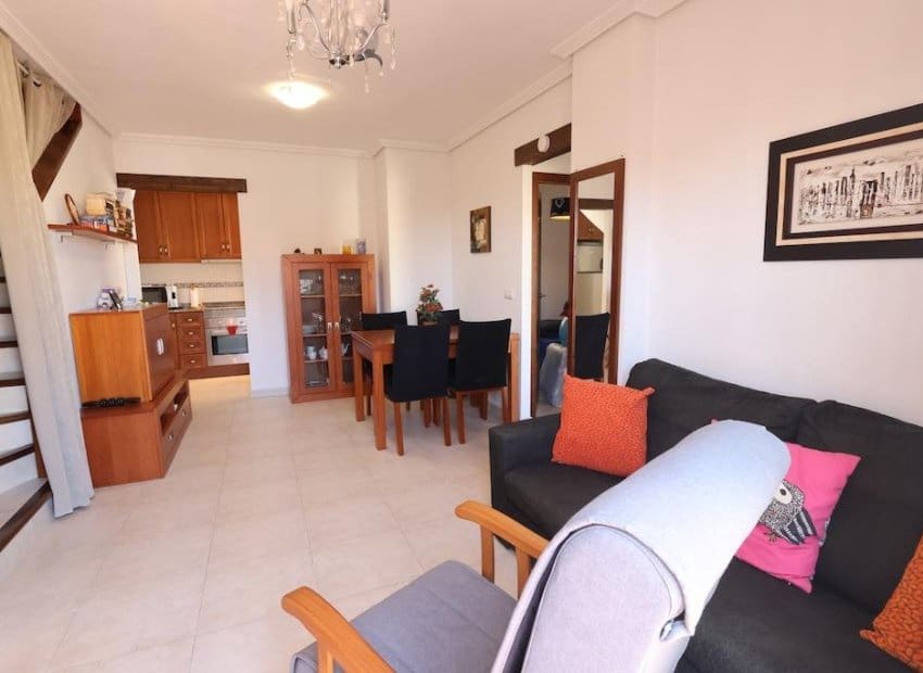 2 slaapkamer Appartement te koop in Torrevieja met zwembad garage - € 210.000 (Ref: 10099016)