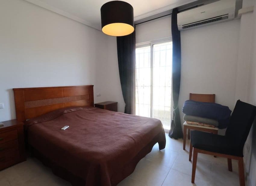 2 slaapkamer Appartement te koop in Torrevieja met zwembad garage - € 210.000 (Ref: 10099016)