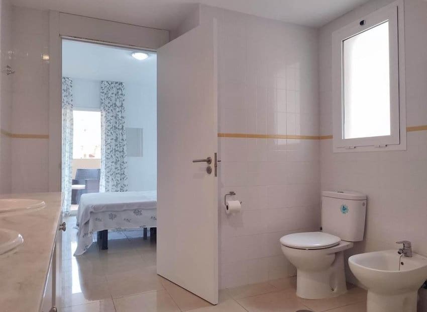 2 makuuhuone Huoneisto myytävänä paikassa Orihuela Costa mukana uima-altaan - 225 000 € (Ref: 10099017)