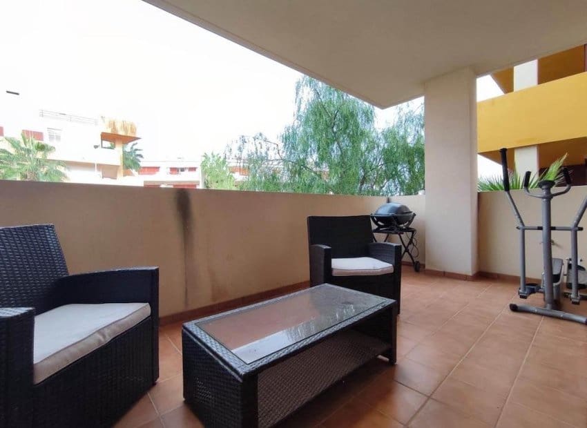 2 makuuhuone Huoneisto myytävänä paikassa Orihuela Costa mukana uima-altaan - 225 000 € (Ref: 10099017)