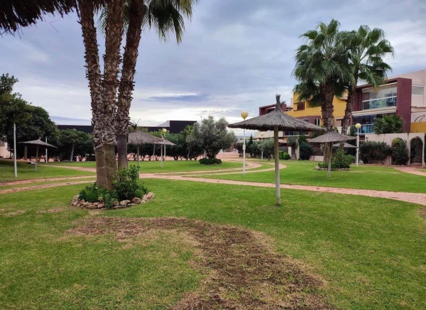 2 makuuhuone Huoneisto myytävänä paikassa Orihuela Costa mukana uima-altaan - 225 000 € (Ref: 10099017)