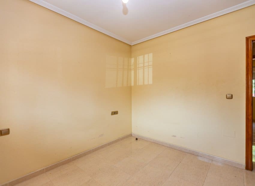 2 makuuhuone Huoneisto myytävänä paikassa Orihuela Costa mukana uima-altaan - 165 000 € (Ref: 10102878)