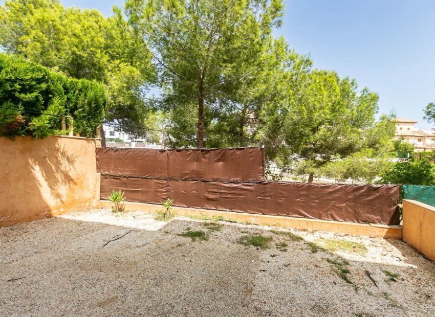 2 makuuhuone Huoneisto myytävänä paikassa Orihuela Costa mukana uima-altaan - 165 000 € (Ref: 10102878)