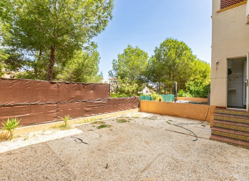 2 makuuhuone Huoneisto myytävänä paikassa Orihuela Costa mukana uima-altaan - 165 000 € (Ref: 10102878)