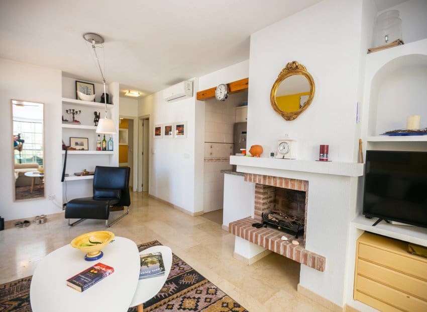 Apartamento de 2 habitaciones en Playa Flamenca en venta con piscina - 249.000 € (Ref: 10102879)