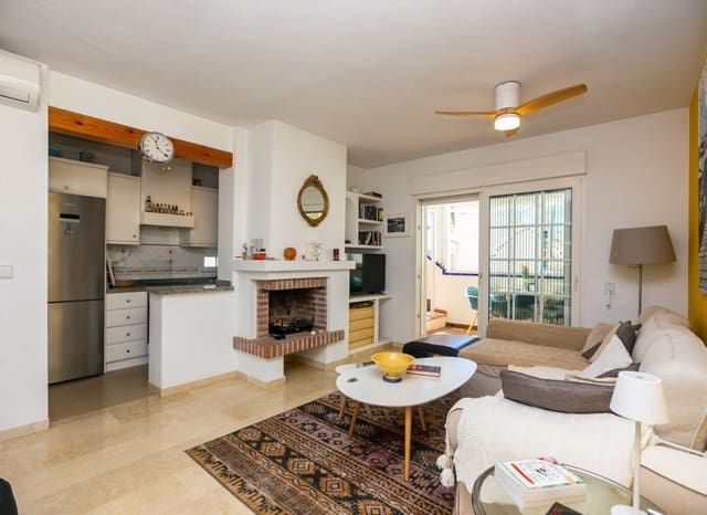 Apartamento de 2 habitaciones en Playa Flamenca, Orihuela en venta con piscina - 249.000 € (Ref: 10102879)