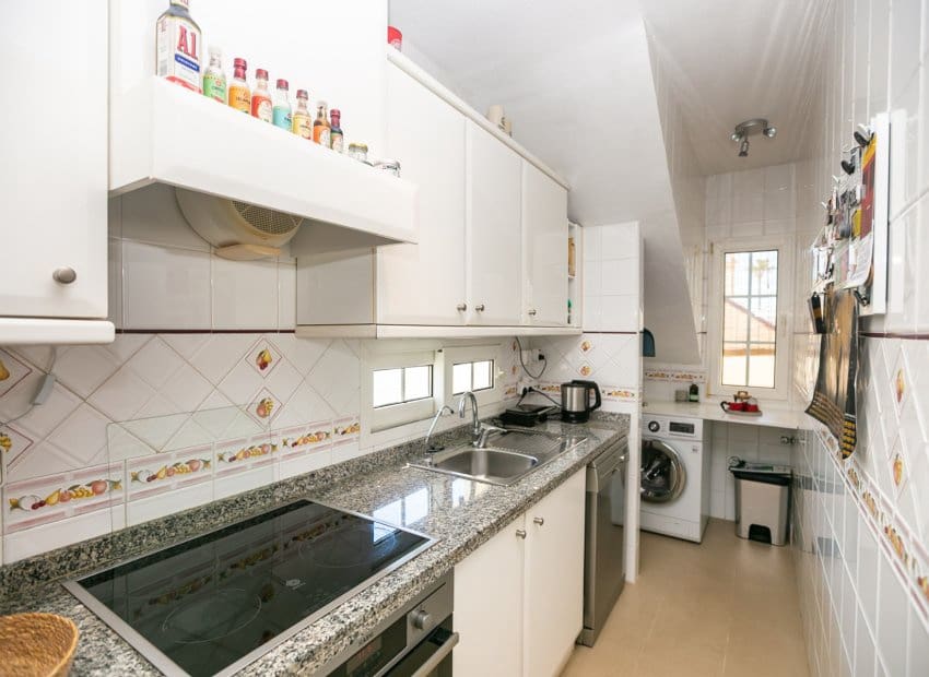 Apartamento de 2 habitaciones en Playa Flamenca en venta con piscina - 249.000 € (Ref: 10102879)