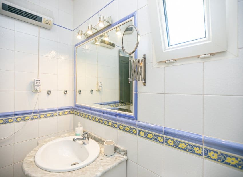 Apartamento de 2 habitaciones en Playa Flamenca en venta con piscina - 249.000 € (Ref: 10102879)