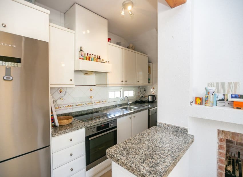 Apartamento de 2 habitaciones en Playa Flamenca en venta con piscina - 249.000 € (Ref: 10102879)