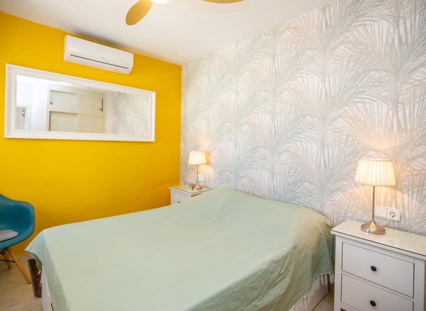 Apartamento de 2 habitaciones en Playa Flamenca en venta con piscina - 249.000 € (Ref: 10102879)