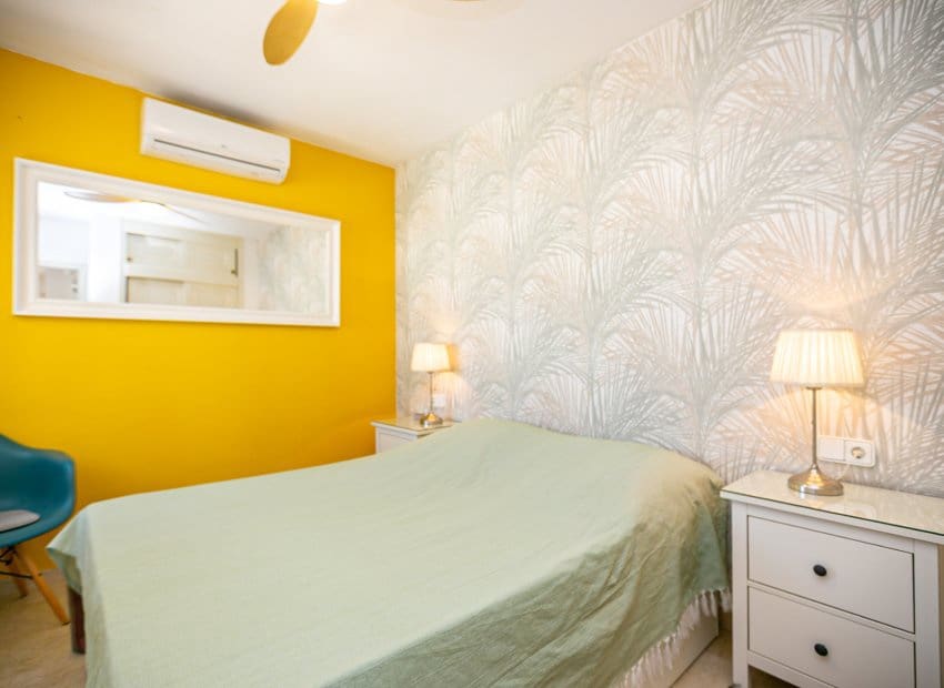 Apartamento de 2 habitaciones en Playa Flamenca en venta con piscina - 249.000 € (Ref: 10102879)