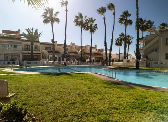 Apartamento de 2 habitaciones en Playa Flamenca, Orihuela en venta con piscina - 249.000 € (Ref: 10102879)