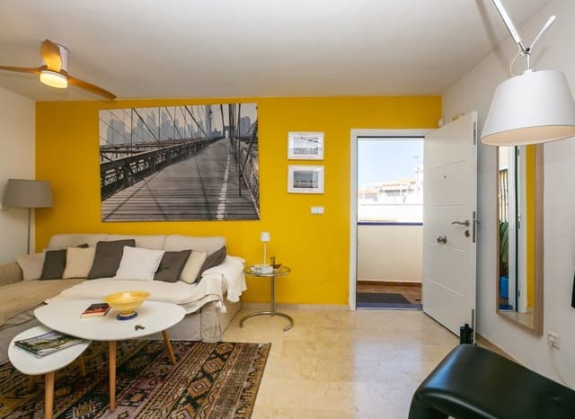 Apartamento de 2 habitaciones en Playa Flamenca, Orihuela en venta con piscina - 249.000 € (Ref: 10102879)