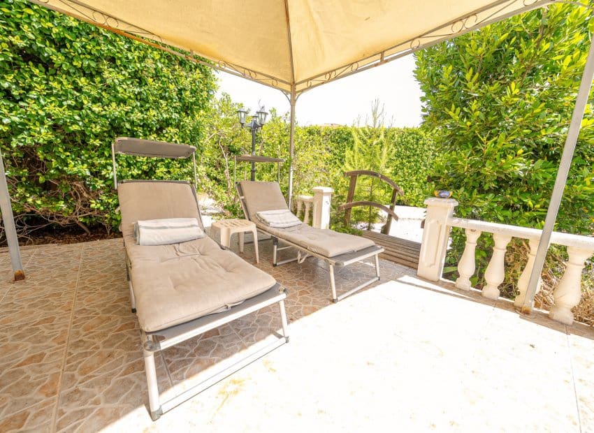 3 sovrum Villa till salu i Playa Flamenca med pool - 529 900 € (Ref: 10102880)