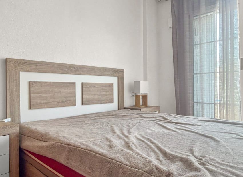 2 soveværelse Byhus til salg i Torrevieja med swimmingpool garage - € 159.500 (Ref: 10102881)