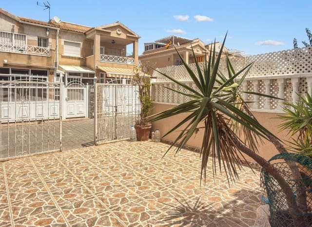 2 soveværelse Byhus til salg i Parque Acuático - Sector 25, Torrevieja med swimmingpool - € 159.500 (Ref: 10102881)