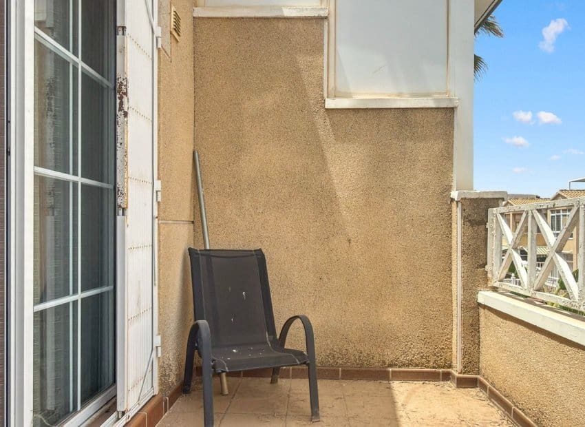 2 soveværelse Byhus til salg i Torrevieja med swimmingpool garage - € 159.500 (Ref: 10102881)