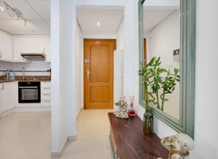 3 slaapkamer Appartement te koop in Torrevieja met zwembad garage - € 329.000 (Ref: 10102882)