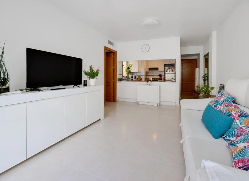 3 slaapkamer Appartement te koop in Torrevieja met zwembad garage - € 329.000 (Ref: 10102882)