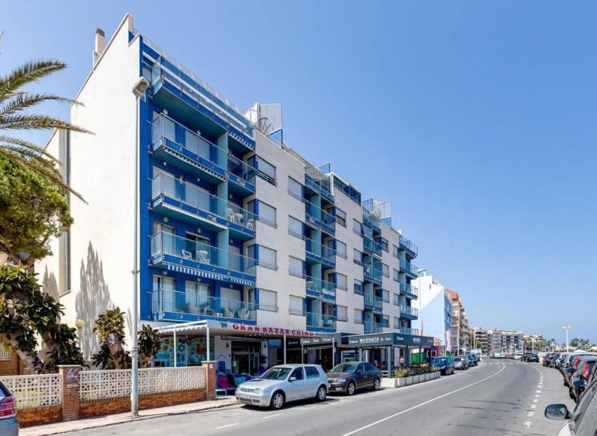 3 slaapkamer Appartement te koop in Torrevieja met zwembad garage - € 329.000 (Ref: 10102882)