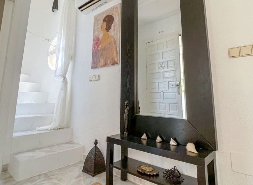 2 chambre Maison de Ville à vendre à Torrevieja avec piscine - 197 900 € (Ref: 10103565)