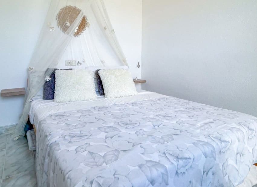 2 chambre Maison de Ville à vendre à Torrevieja avec piscine - 197 900 € (Ref: 10103565)