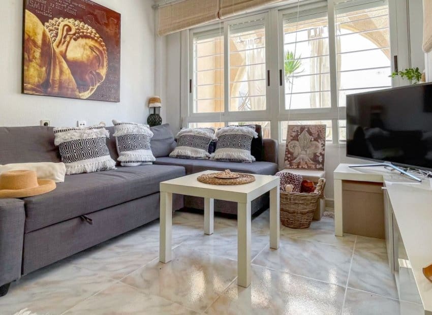 2 chambre Maison de Ville à vendre à Torrevieja avec piscine - 197 900 € (Ref: 10103565)