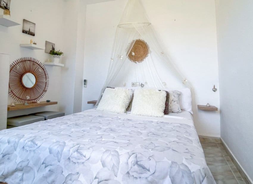 2 chambre Maison de Ville à vendre à Torrevieja avec piscine - 197 900 € (Ref: 10103565)