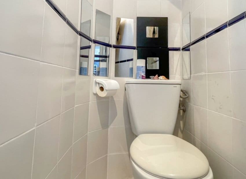2 chambre Maison de Ville à vendre à Torrevieja avec piscine - 197 900 € (Ref: 10103565)