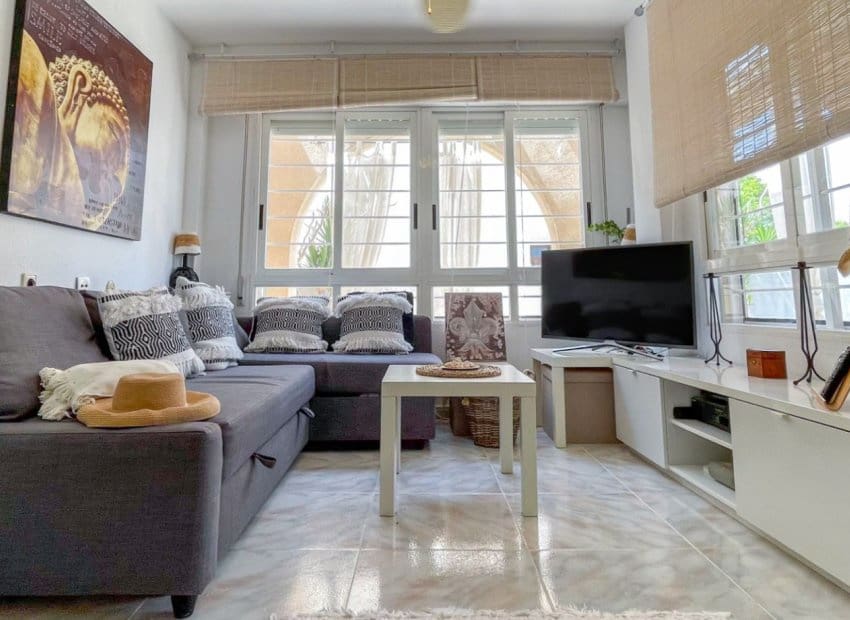 2 chambre Maison de Ville à vendre à Torrevieja avec piscine - 197 900 € (Ref: 10103565)