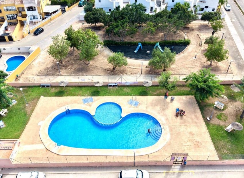 2 bedroom Apartment for sale in Los Montesinos with pool - € 135,000 (Ref: 10112175)