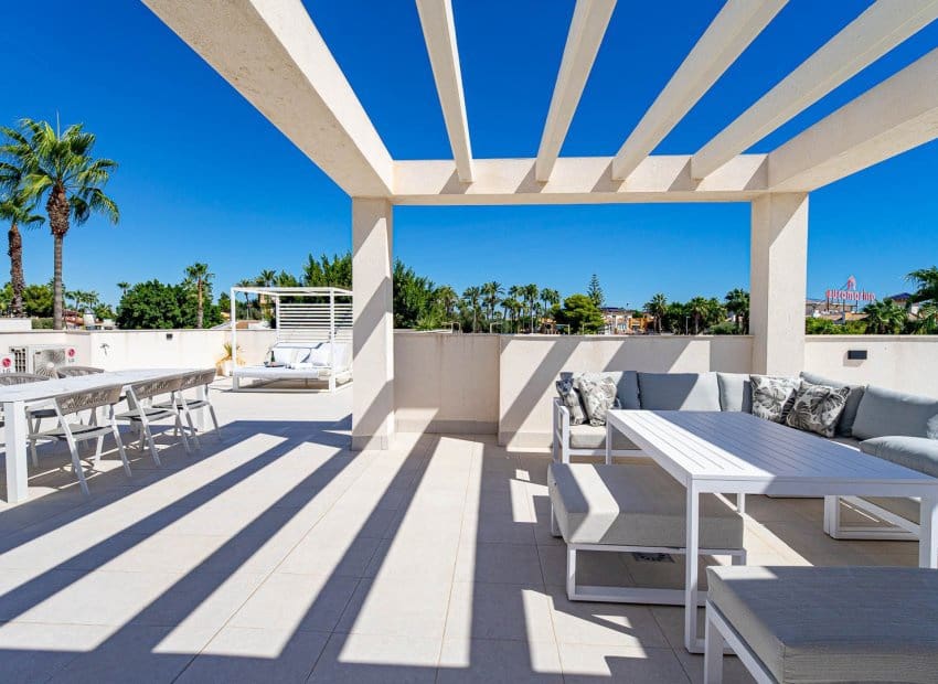 3 camera da letto Villa in vendita in Dona Pepa con piscina - 835.000 € (Rif: 10112176)