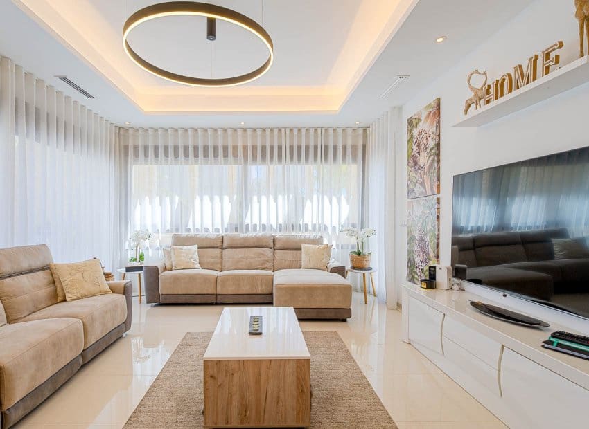 3 camera da letto Villa in vendita in Dona Pepa con piscina - 835.000 € (Rif: 10112176)