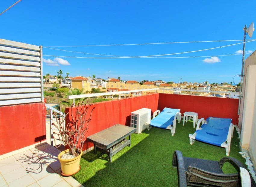 3 camera da letto Casa in vendita in Villamartin con piscina garage - 199.950 € (Rif: 10112178)