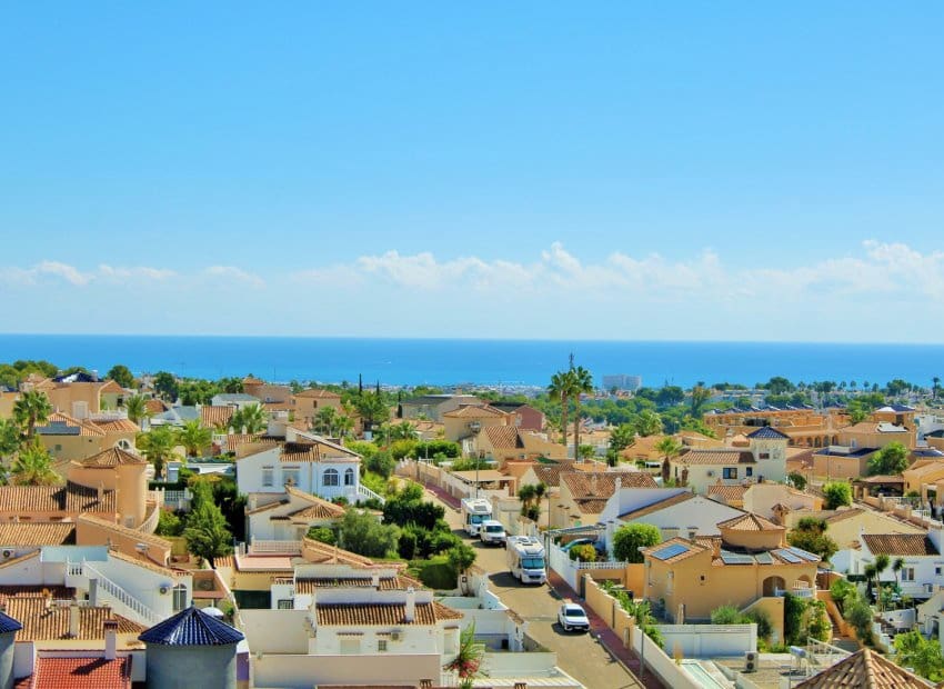 3 camera da letto Casa in vendita in Villamartin con piscina garage - 199.950 € (Rif: 10112178)