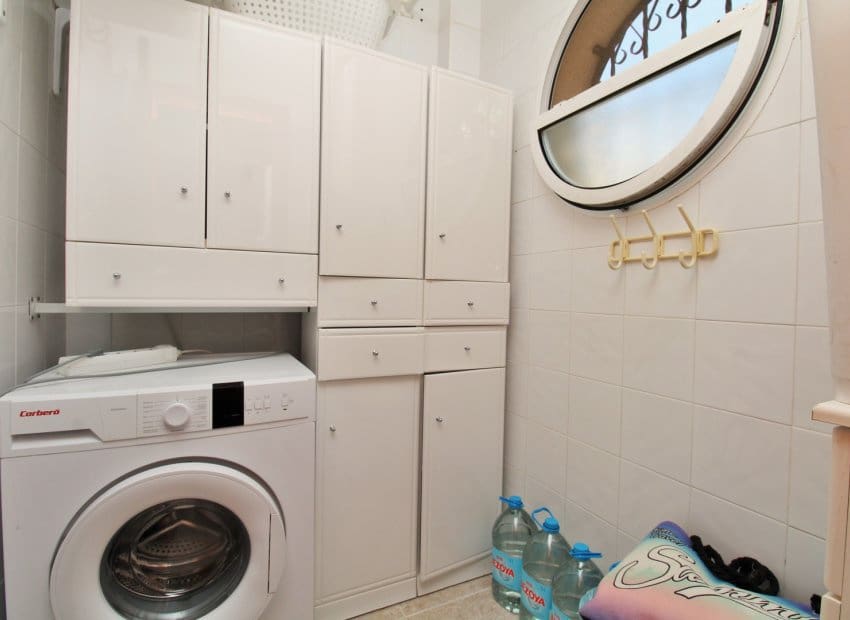 3 bedroom Villa for sale in Villamartin with pool garage - € 369,000 (Ref: 10112179)