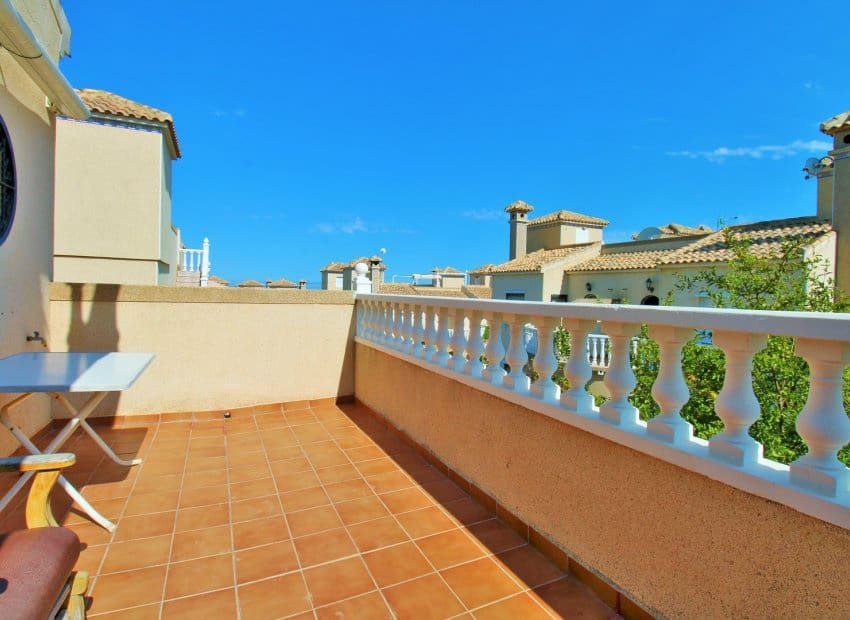 3 bedroom Villa for sale in Villamartin with pool garage - € 369,000 (Ref: 10112179)